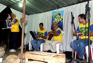 Arrozal - Café Cachaça & Chorinho 2007 choro na praça música ao vivo