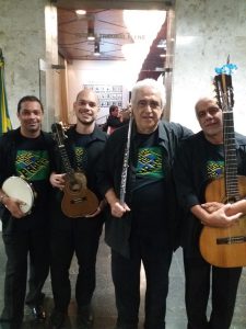 Editora Lumen Juris Palácio da Justiça do Rio música ao vivo choro na praça