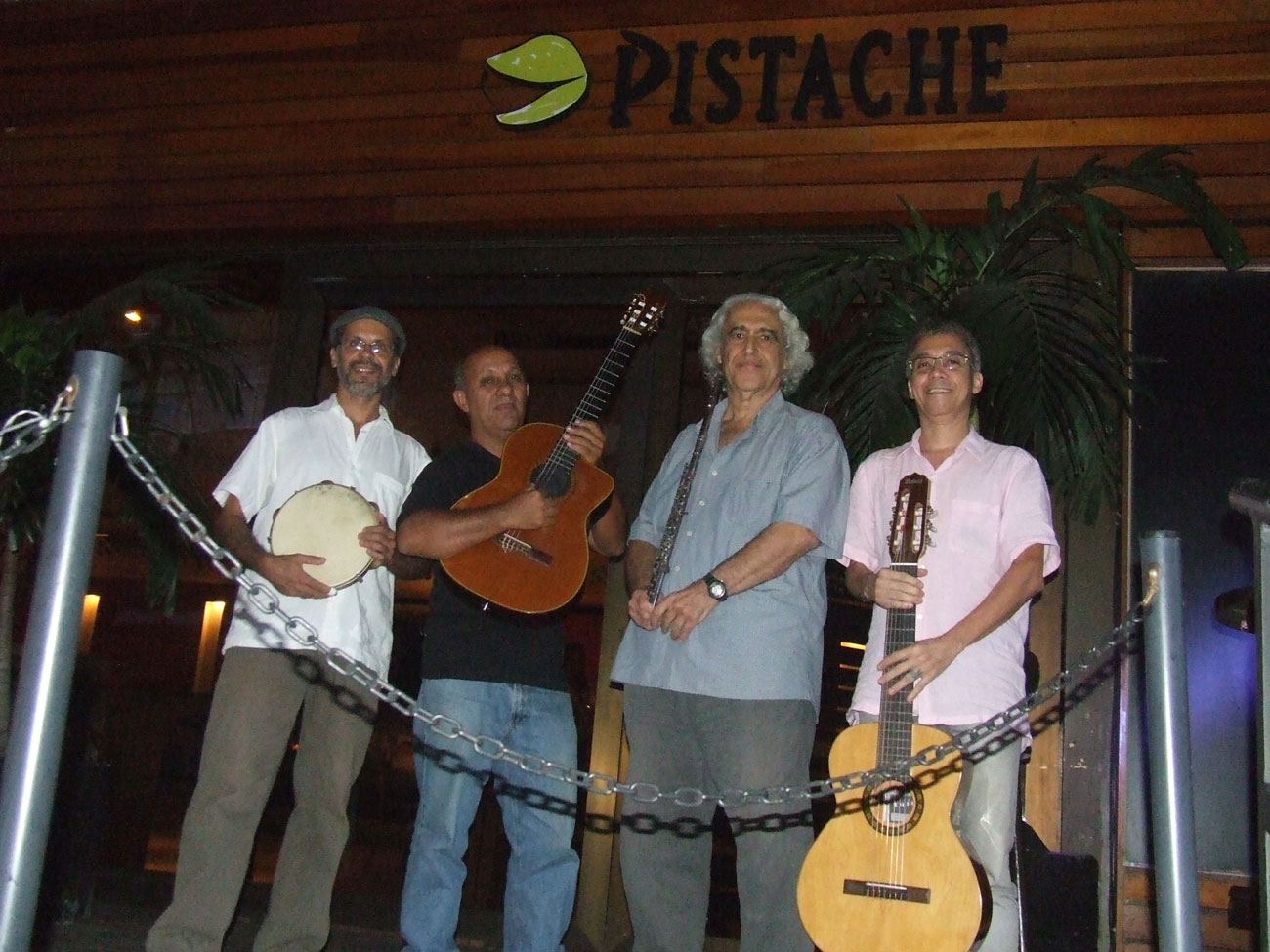 Restaurante Pistache Botafogo - Evento particular choro na praça música ao vivo