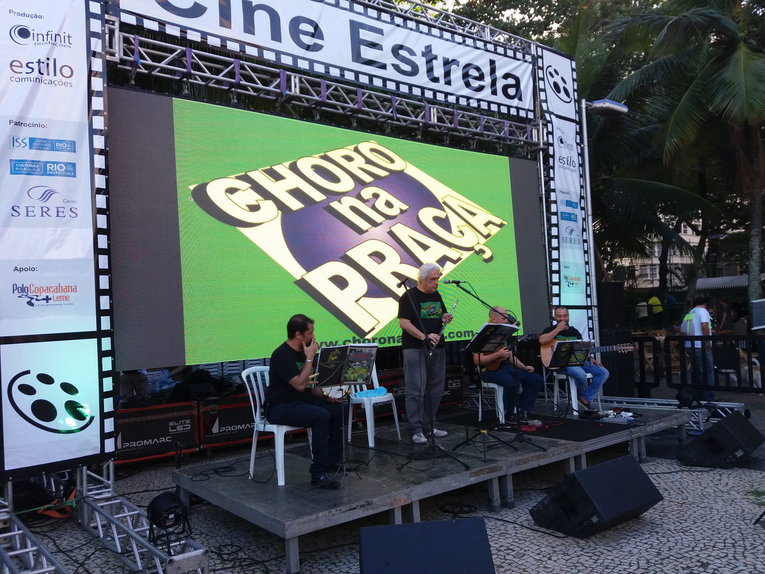 choro na praça Prefeitura do Rio de Janeiro - Cine Estrela edgard gordilho